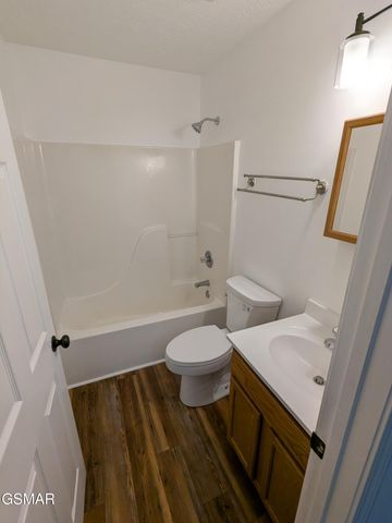 2534 Sportsmans Way, Sevierville, TN 37876