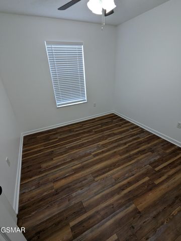 2534 Sportsmans Way, Sevierville, TN 37876