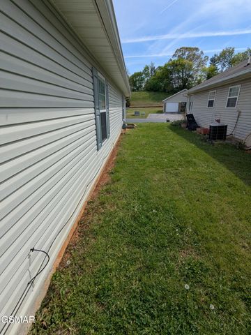 2534 Sportsmans Way, Sevierville, TN 37876