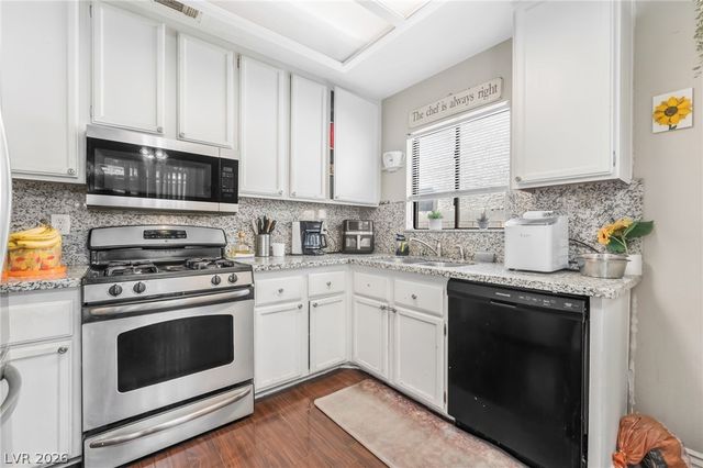 3124 Centavo Drive, Las Vegas, NV 89117