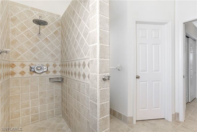 7699 Groves RD, Naples, FL 34109