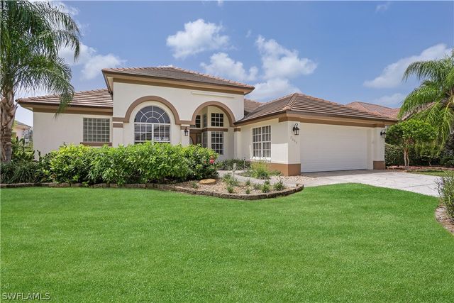 7699 Groves RD, Naples, FL 34109