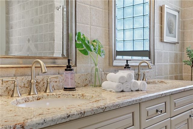 7699 Groves RD, Naples, FL 34109