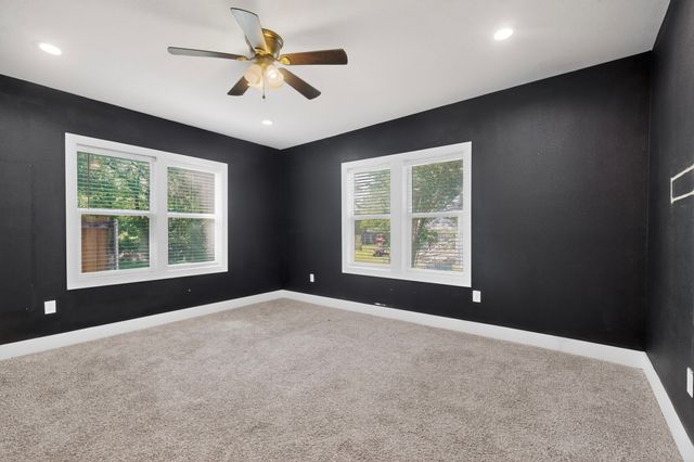 206 Farley Street, Waxahachie, TX 75165