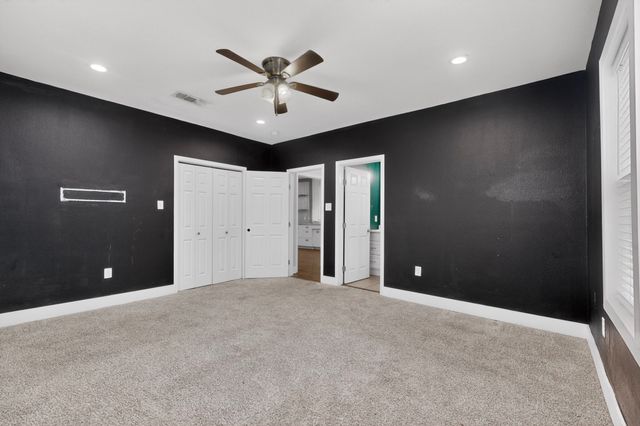 206 Farley Street, Waxahachie, TX 75165