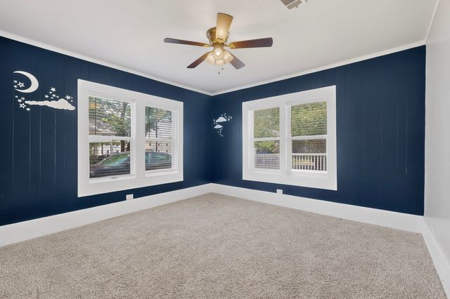 206 Farley Street, Waxahachie, TX 75165