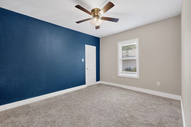 206 Farley Street, Waxahachie, TX 75165