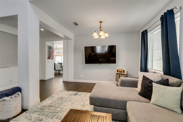 7572 Catalina Harbor Street, Las Vegas, NV 89131