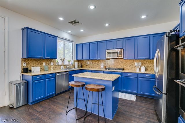 7572 Catalina Harbor Street, Las Vegas, NV 89131