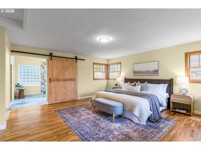 1929 Ne ADAMS St, Camas, WA 98607