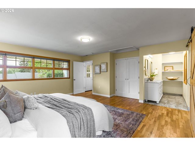 1929 Ne ADAMS St, Camas, WA 98607