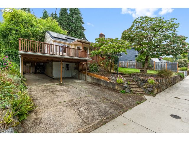 1929 Ne ADAMS St, Camas, WA 98607