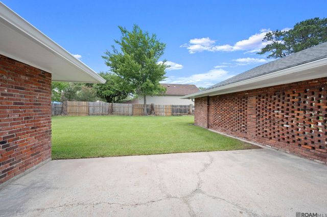 11995 Parkbrook Ave, Baton Rouge, LA 70816