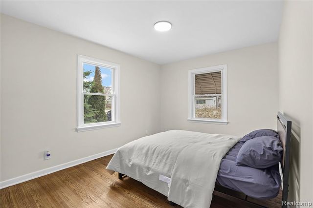 23592 Buckingham Street, Clinton Township, MI 48036