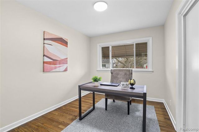 23592 Buckingham Street, Clinton Township, MI 48036