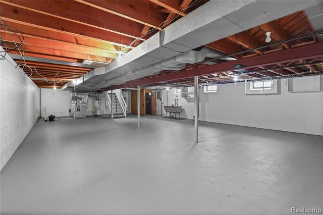 23592 Buckingham Street, Clinton Township, MI 48036