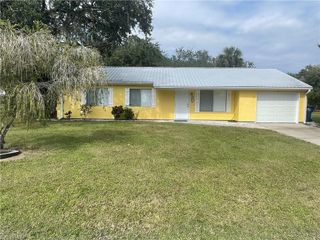 4015 Rainbow CIR, Labelle, FL 33935