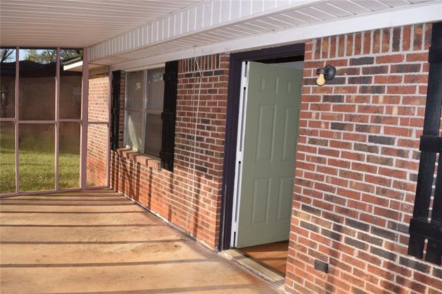 705 Triune Mill Road, Thomaston, GA 30286