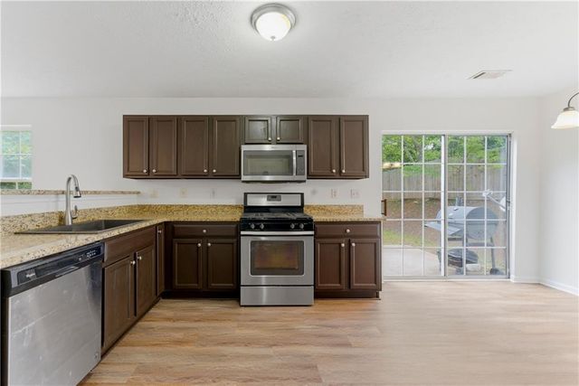 4055 Springvale Way, Mcdonough, GA 30252