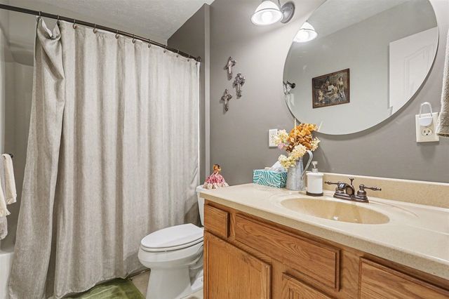 6425 Kottler Drive, Holland, MI 49423