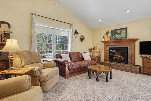 6425 Kottler Drive, Holland, MI 49423