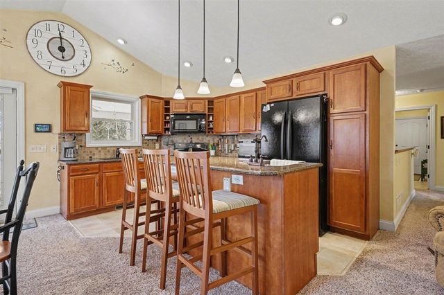 6425 Kottler Drive, Holland, MI 49423