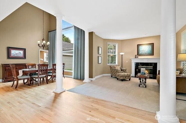 24504 SE 3rd Court, Sammamish, WA 98074