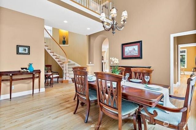 24504 SE 3rd Court, Sammamish, WA 98074