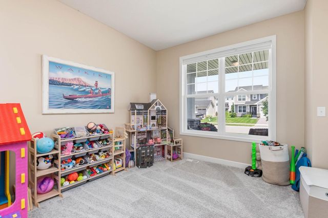 509 Waterford Place, Waconia, MN 55387
