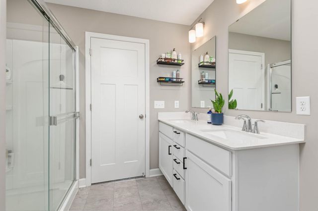 509 Waterford Place, Waconia, MN 55387