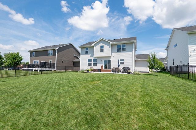509 Waterford Place, Waconia, MN 55387