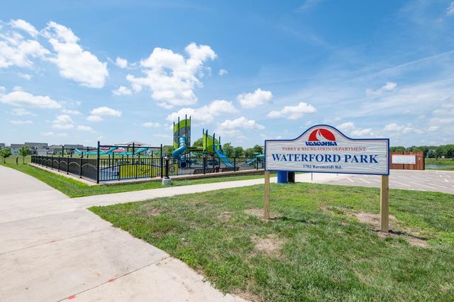 509 Waterford Place, Waconia, MN 55387