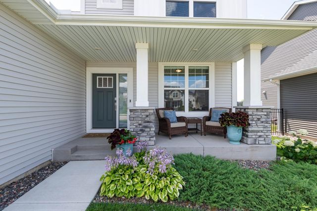 509 Waterford Place, Waconia, MN 55387