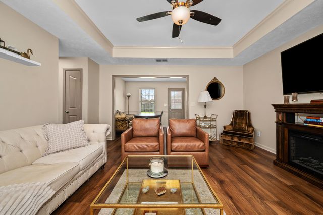 7105 Castile Dr, Smyrna, TN 37167