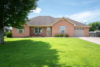 7105 Castile Dr, Smyrna, TN 37167