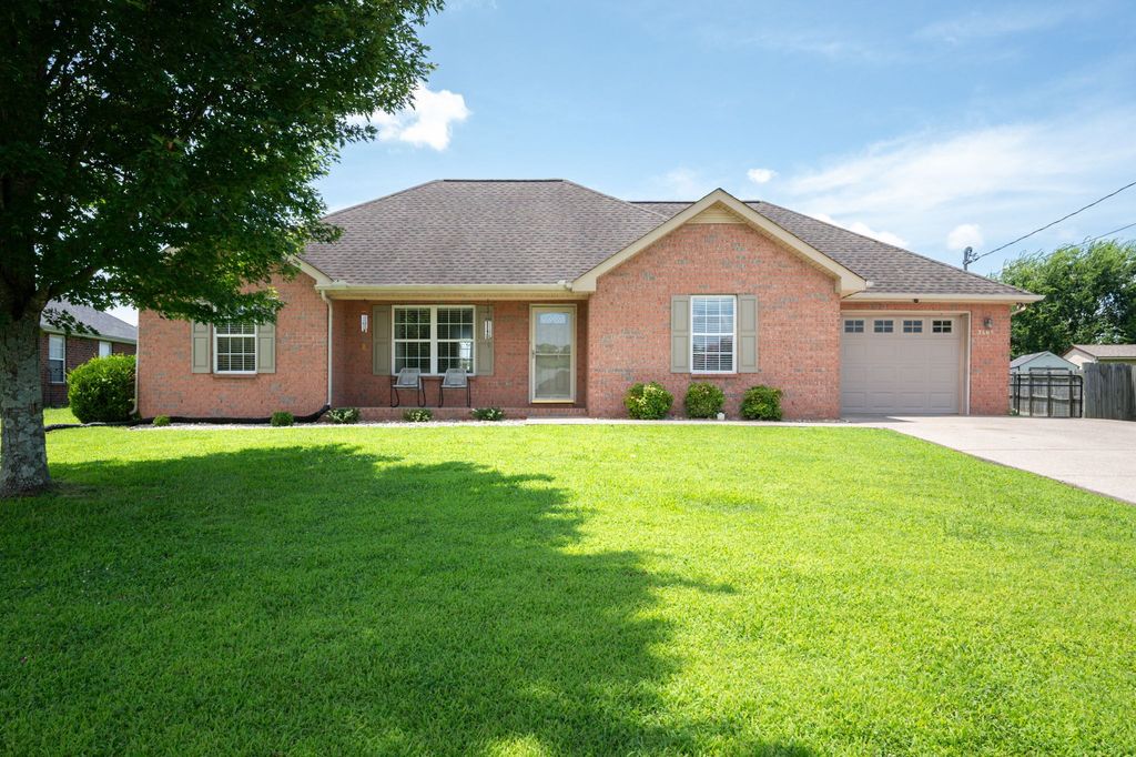 7105 Castile Dr, Smyrna, TN 37167