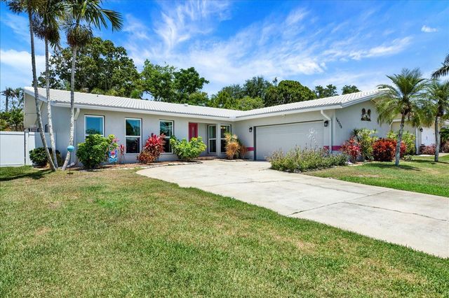 14725 CROWN DRIVE, Largo, FL 33774