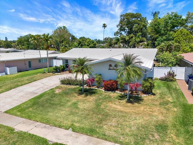14725 CROWN DRIVE, Largo, FL 33774