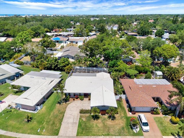14725 CROWN DRIVE, Largo, FL 33774