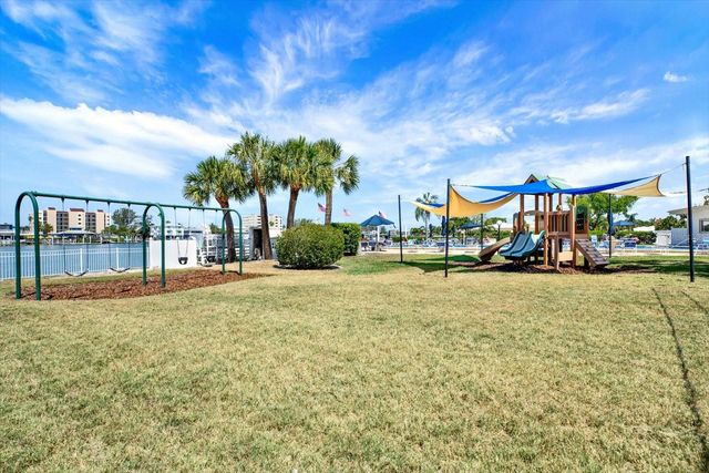 14725 CROWN DRIVE, Largo, FL 33774