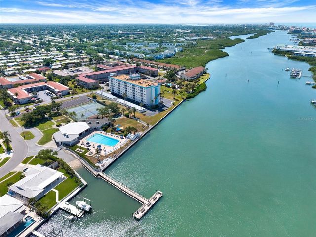 14725 CROWN DRIVE, Largo, FL 33774