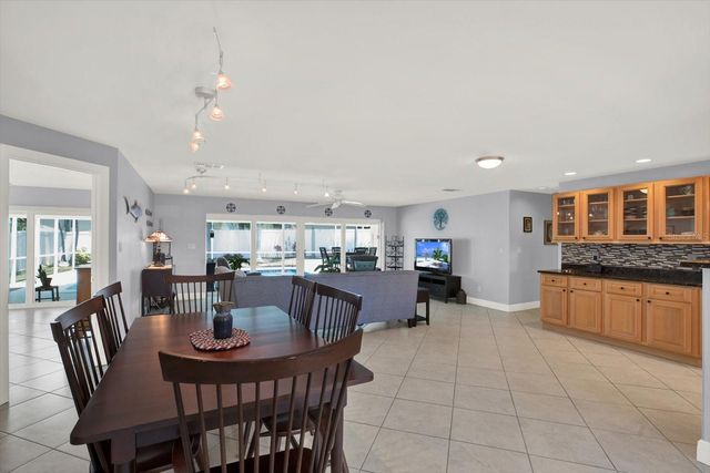 14725 CROWN DRIVE, Largo, FL 33774