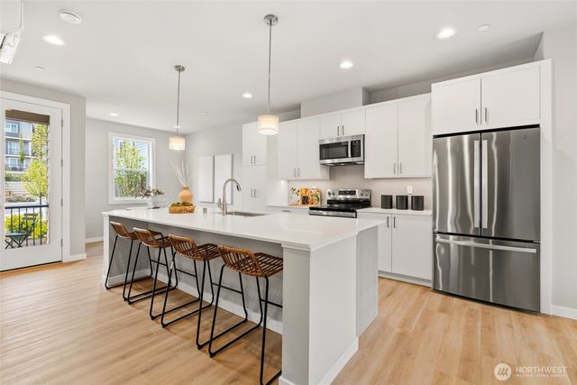 7929 230th Street SW, Edmonds, WA 98026
