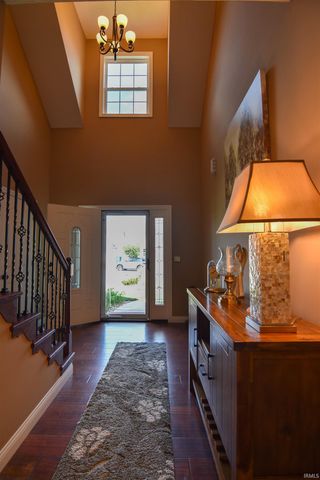 8700 Wynnfield Drive, Evansville, IN 47725