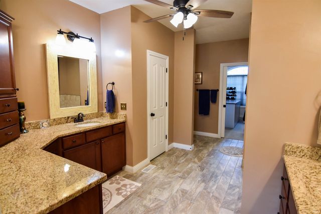8700 Wynnfield Drive, Evansville, IN 47725