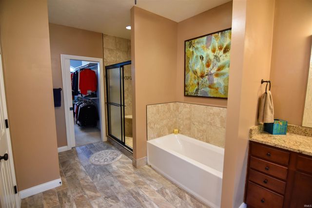 8700 Wynnfield Drive, Evansville, IN 47725
