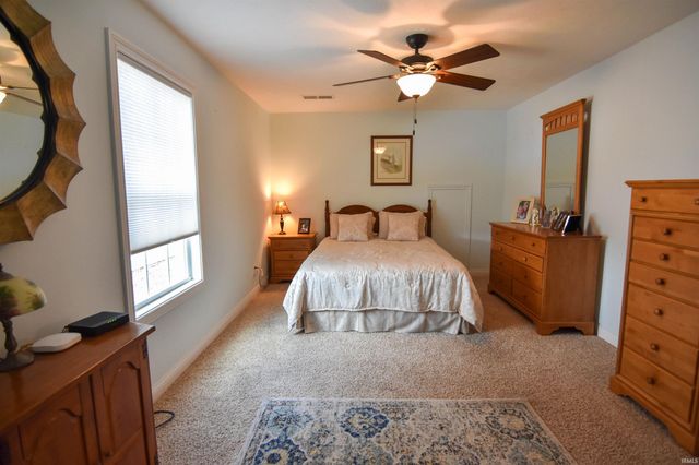 8700 Wynnfield Drive, Evansville, IN 47725