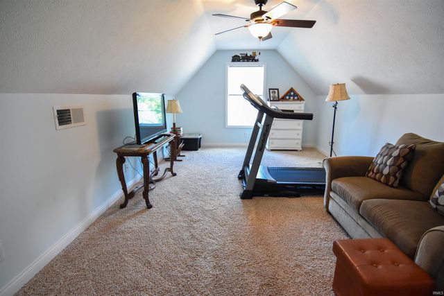 8700 Wynnfield Drive, Evansville, IN 47725
