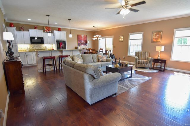 8700 Wynnfield Drive, Evansville, IN 47725
