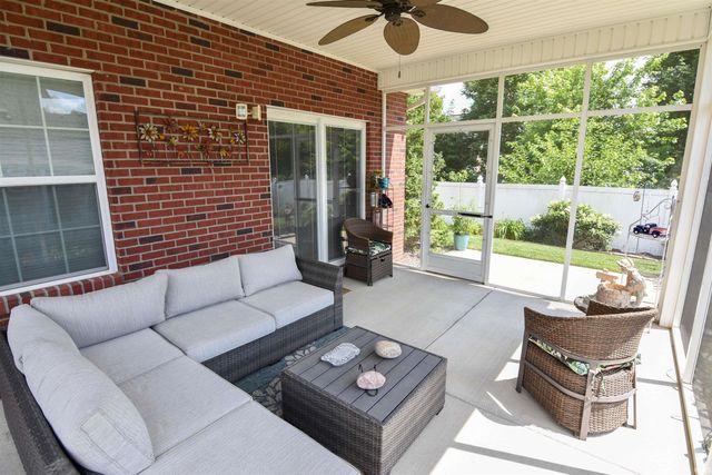 8700 Wynnfield Drive, Evansville, IN 47725